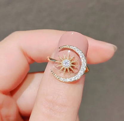 Zirconia Moon Ring